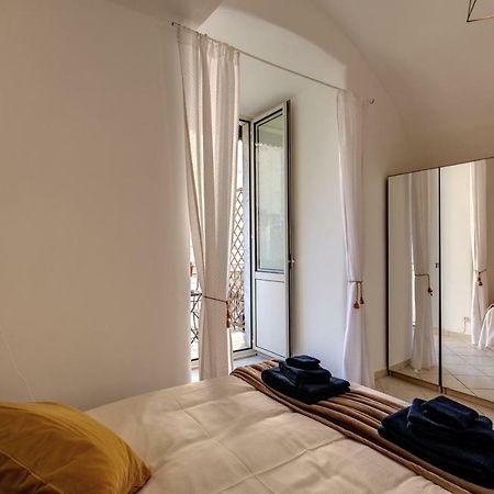 Janara Apartment Наполи Екстериор снимка