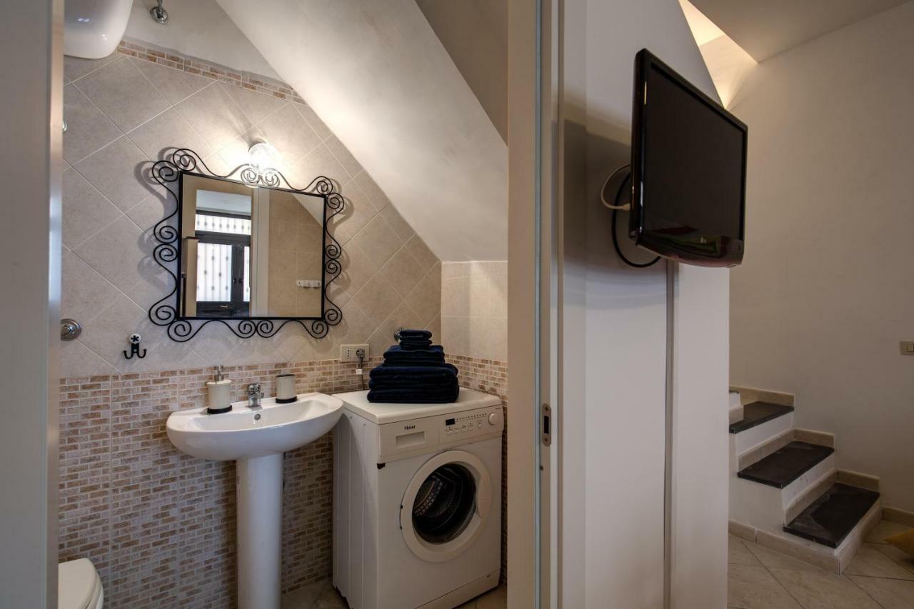 Janara Apartment Наполи Екстериор снимка